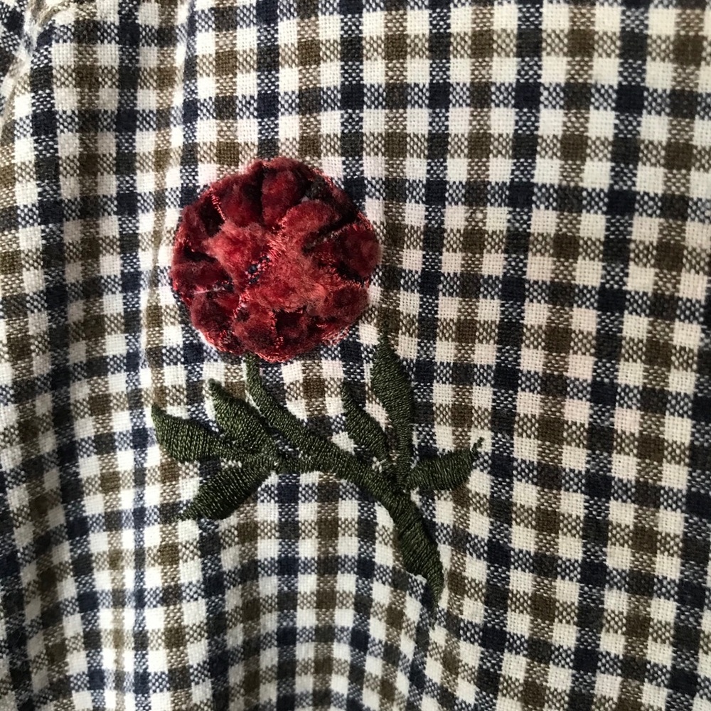 VINTAGE 😍 Maggie & Max Velvet Floral Plaid Button Down - Picture 3 of 7